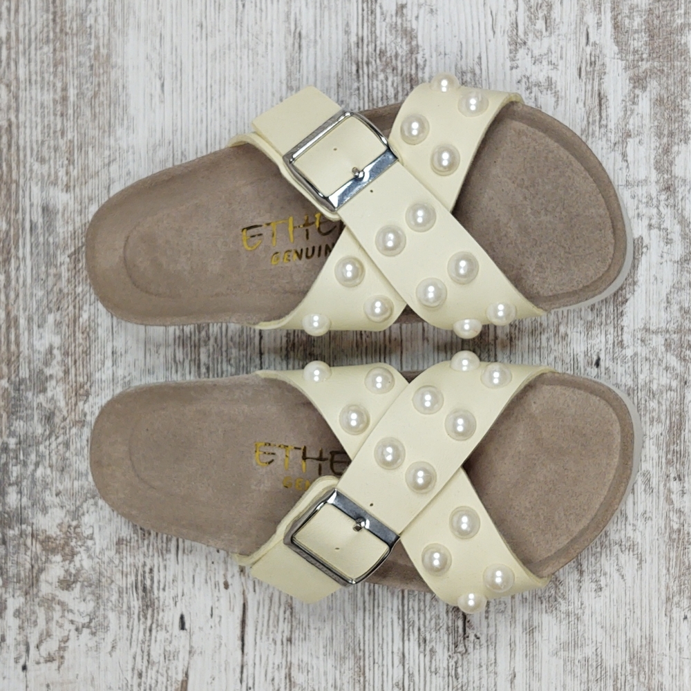 đ§NWOT Ethem Genuins Cream Pearl Slide Sandal - Picture 5 of 16
